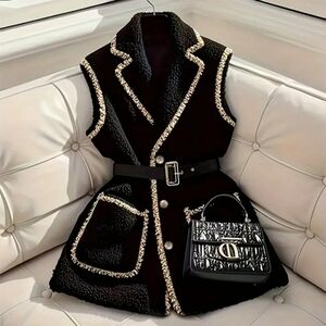 Chic Black Sleeveless Vest with Belt,Bag Not Included